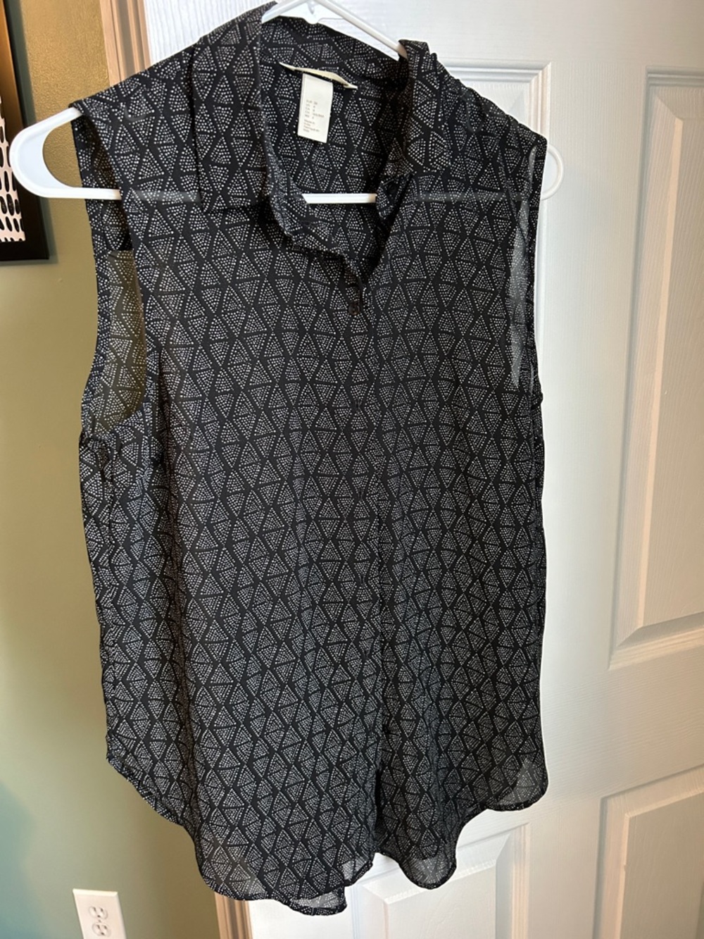 H&M Black and white Geometric Print Blouse - semi-sheer sleeveless tank